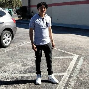 Meet your Posher, Edgar